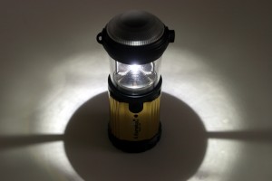 In its lantern model the Eureka Magic 185 gives excellen 360 degree light for a table top or inside your tent. 