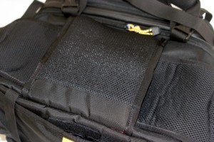 Air mesh foam padding feels comfortable and dries quickly. 