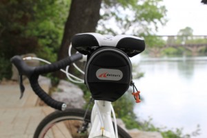 Detours' Guppy Bicycle Seat Bag - click to enlarge