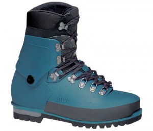 2011 LOWA Civetta mountaineering boot