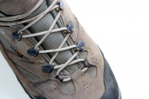 Aku Transalpina shoe lacing